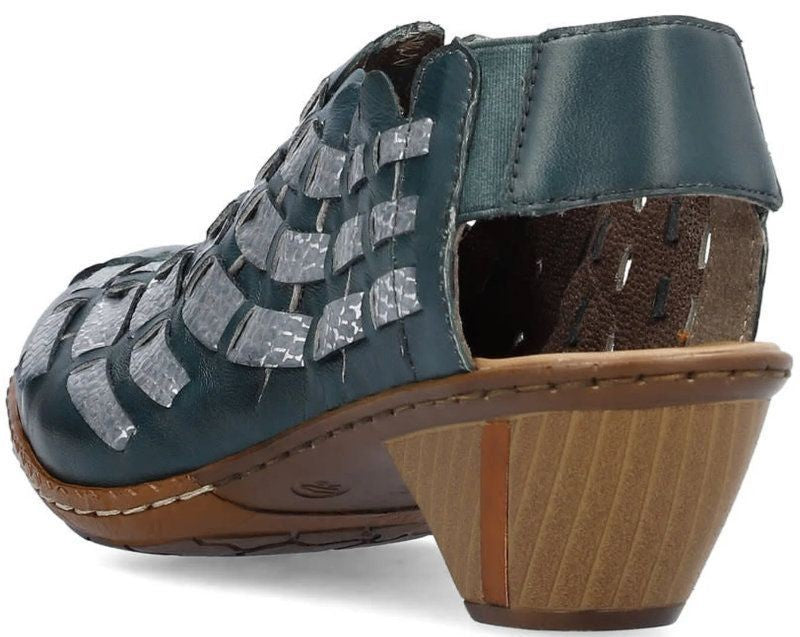 8/6/2/6/9/0/3/8626903