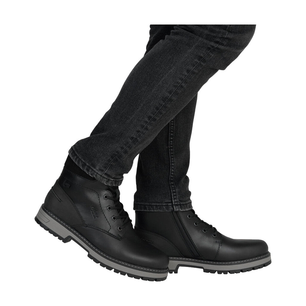 Rieker F8303-00 men's boots with ice cleats, black